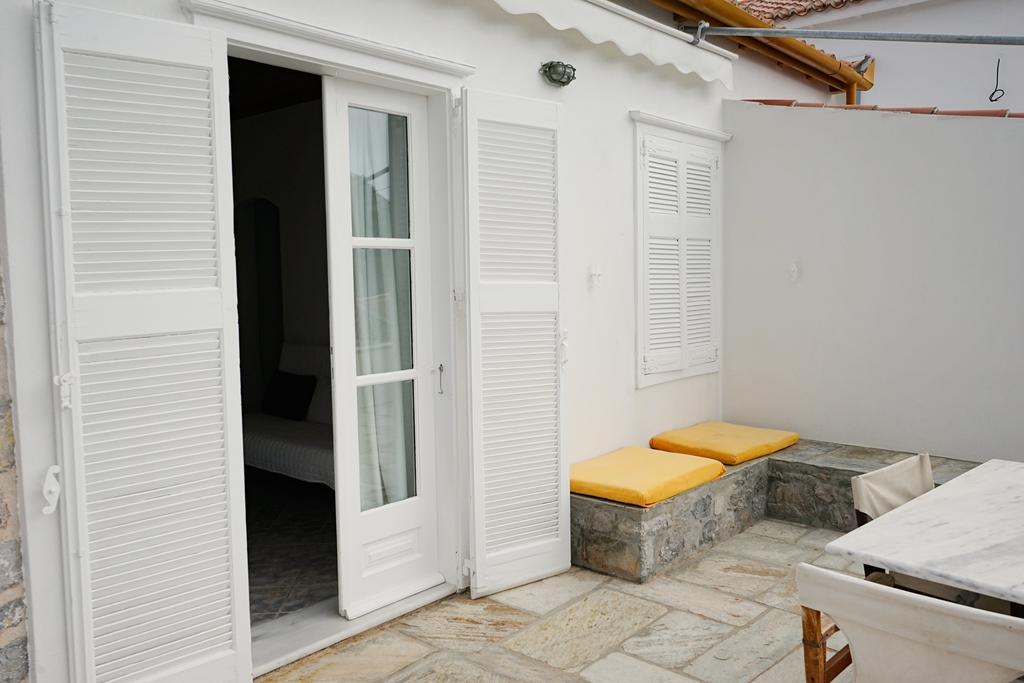 Kiki'S Houses Vlichos Đảo Hydra Ngoại thất bức ảnh