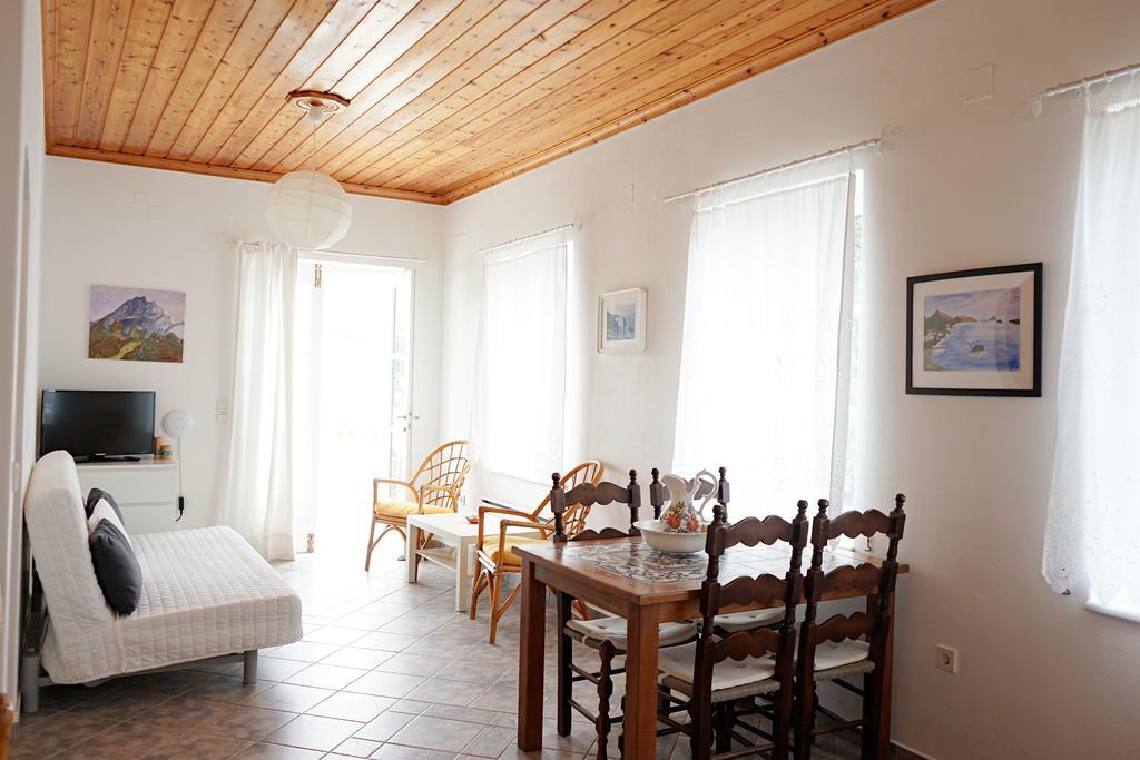 Kiki'S Houses Vlichos Đảo Hydra Ngoại thất bức ảnh